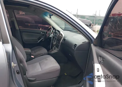 2005 Toyota Matrix Xr z USA, uszkodzony, nr VIN 2T1KR32E45C366369